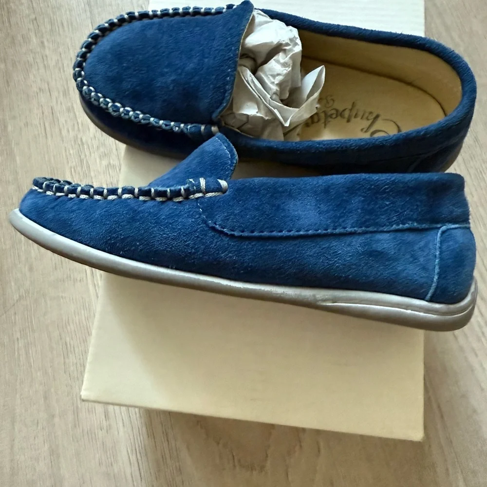 Boys moccasin size 25